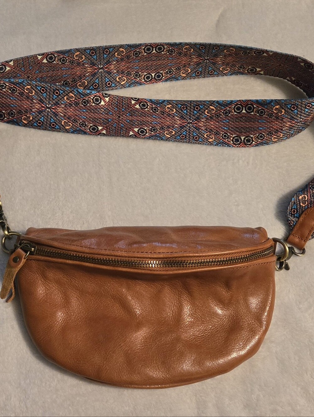 Lot/Bundle of 4 Womens Purses/Fanny Packs - Picture 5 of 5